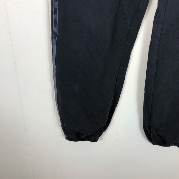 Adidas Youth Joggers Sz XL - Picture 6 of 11